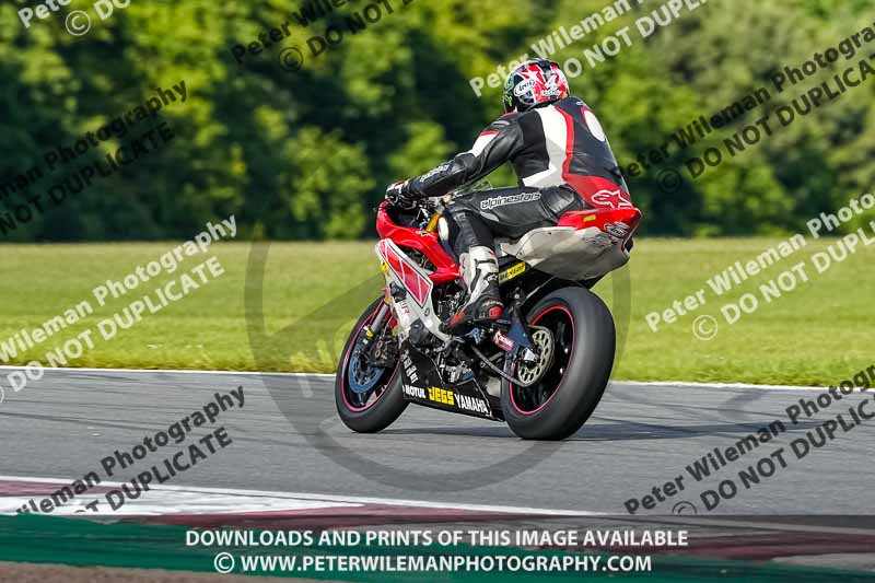 donington no limits trackday;donington park photographs;donington trackday photographs;no limits trackdays;peter wileman photography;trackday digital images;trackday photos